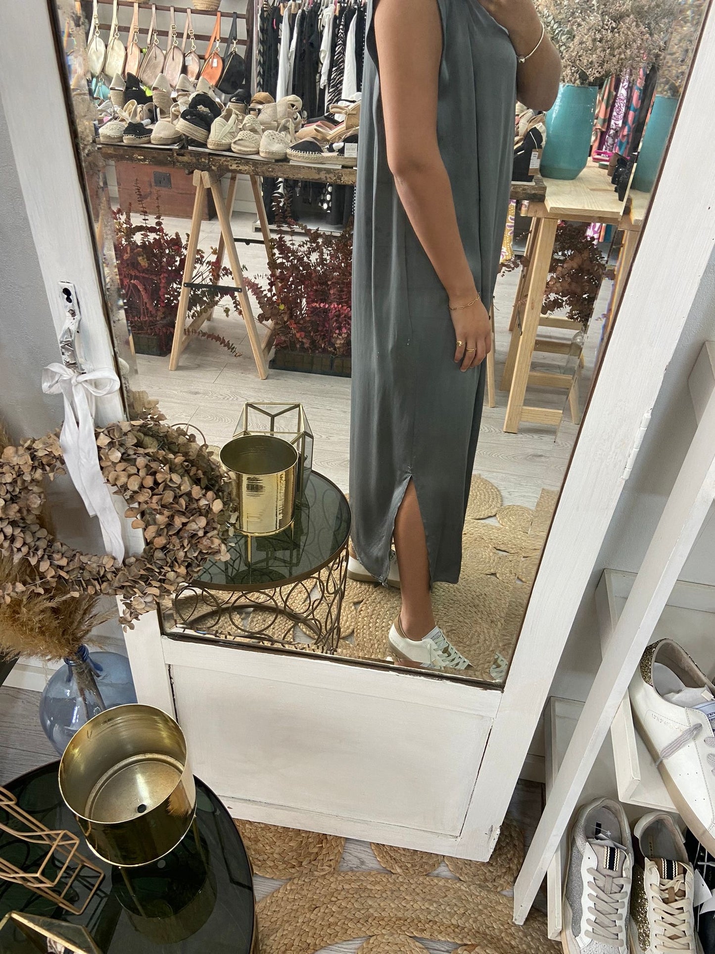 Vestido cetim tijolo