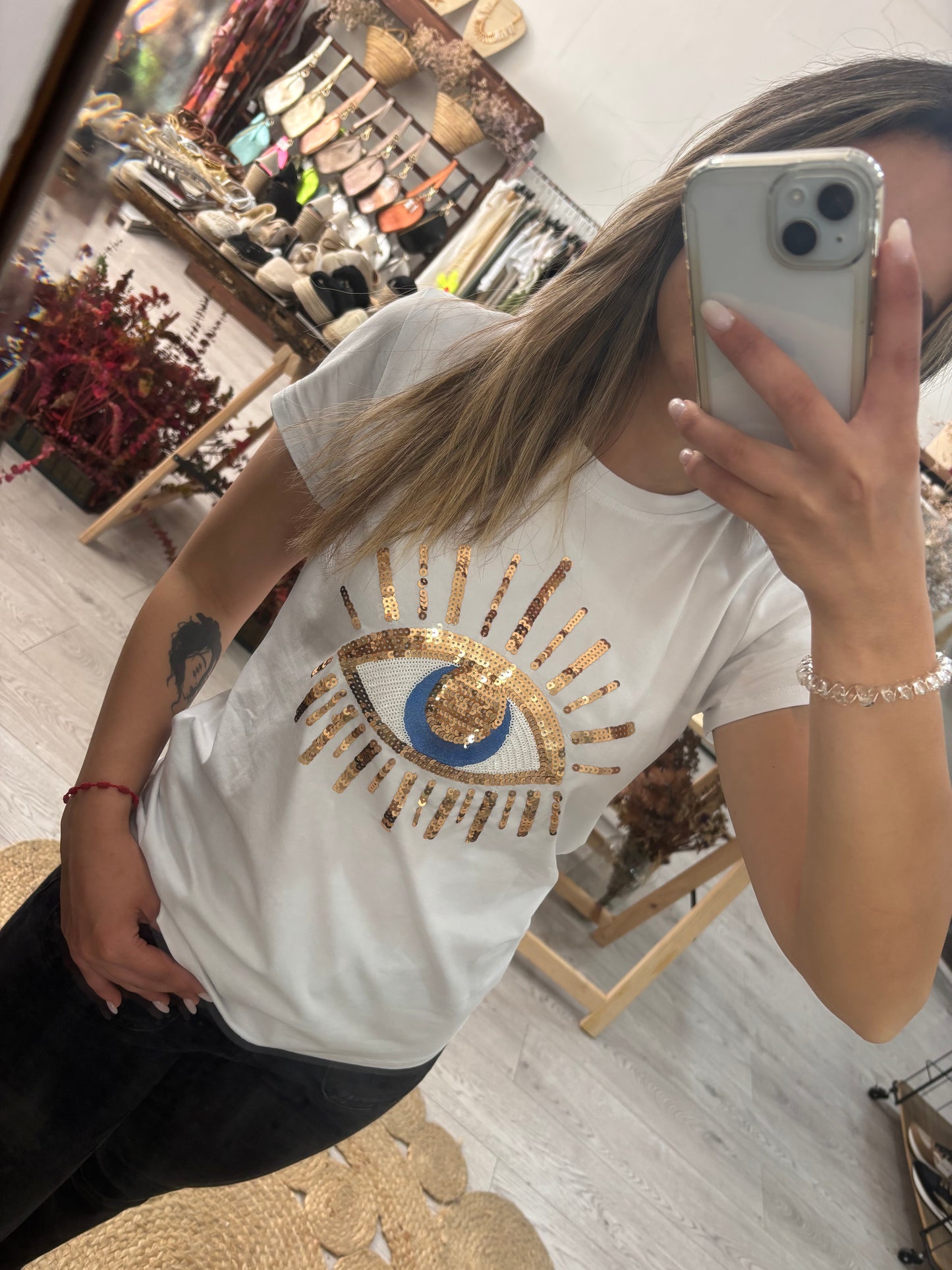 Tshirt olho grego em lantejoulas
