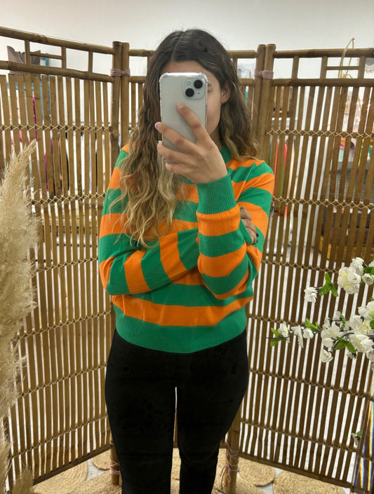 Camisola malha fina com riscas verde e bege