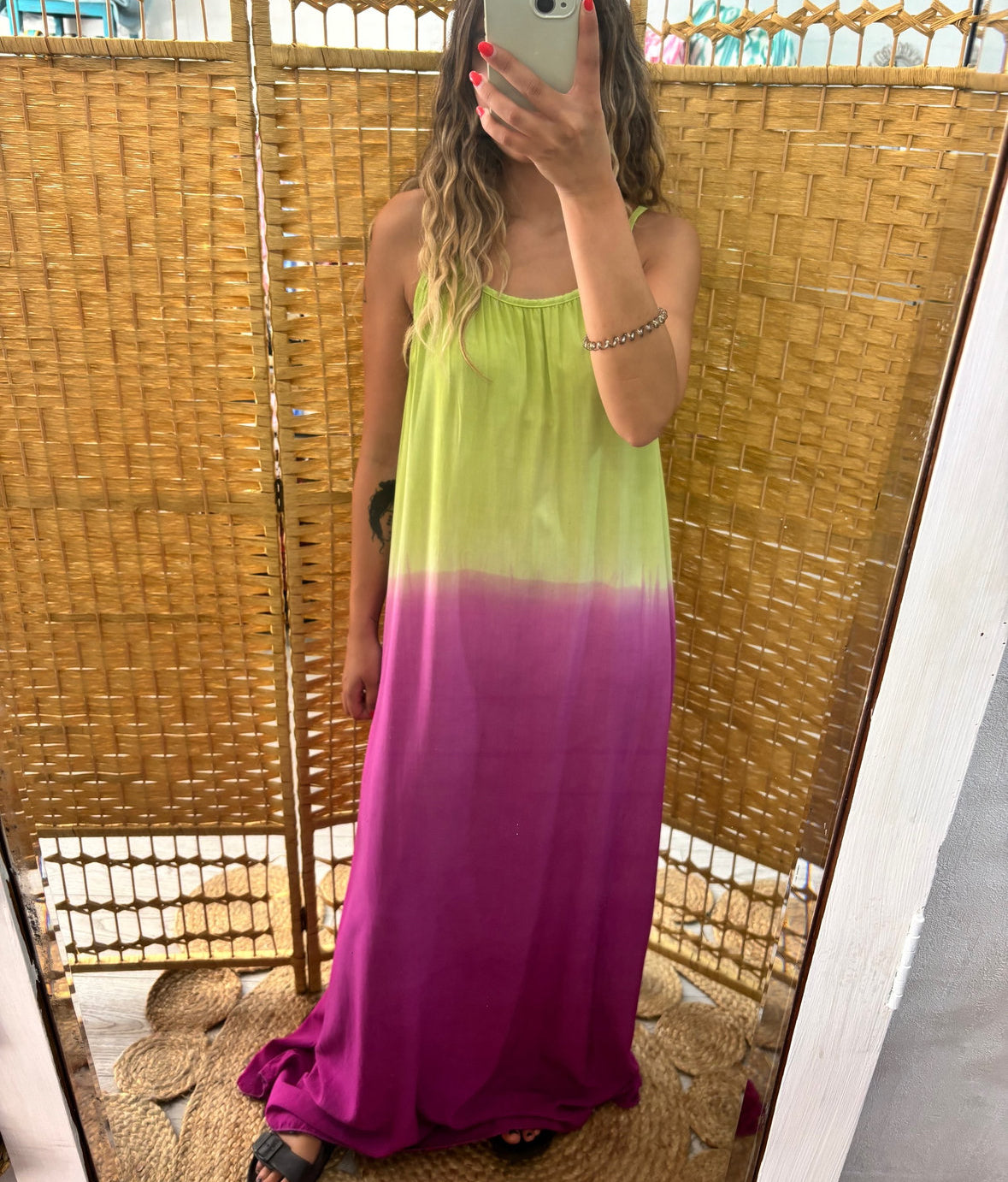 Vestido tie dye laranja e castanho