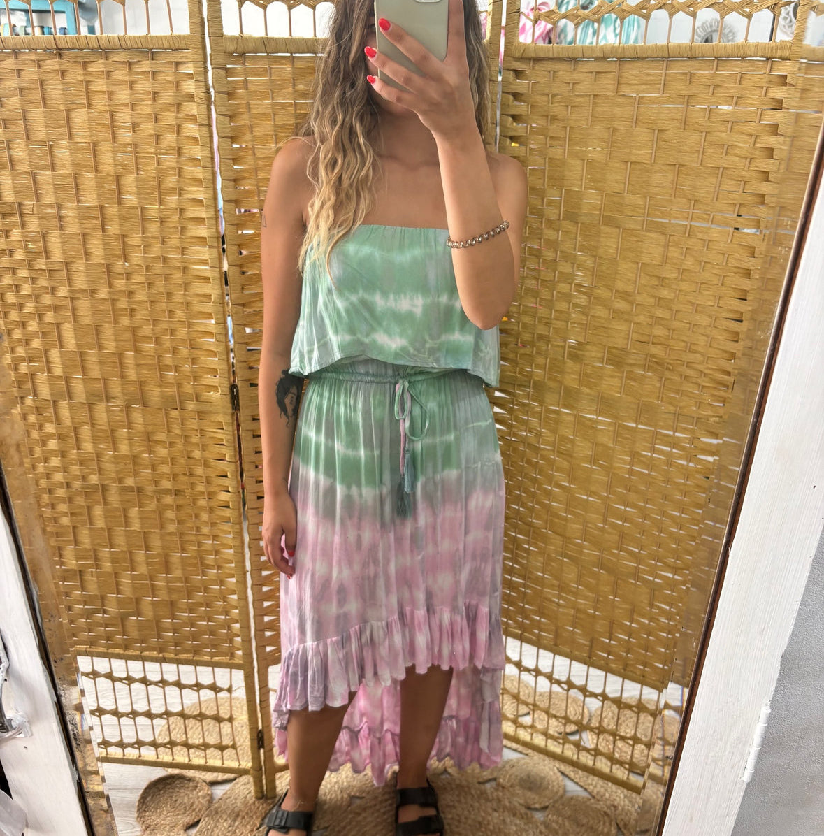 Vestido cai cai tie dye verde água e rosa