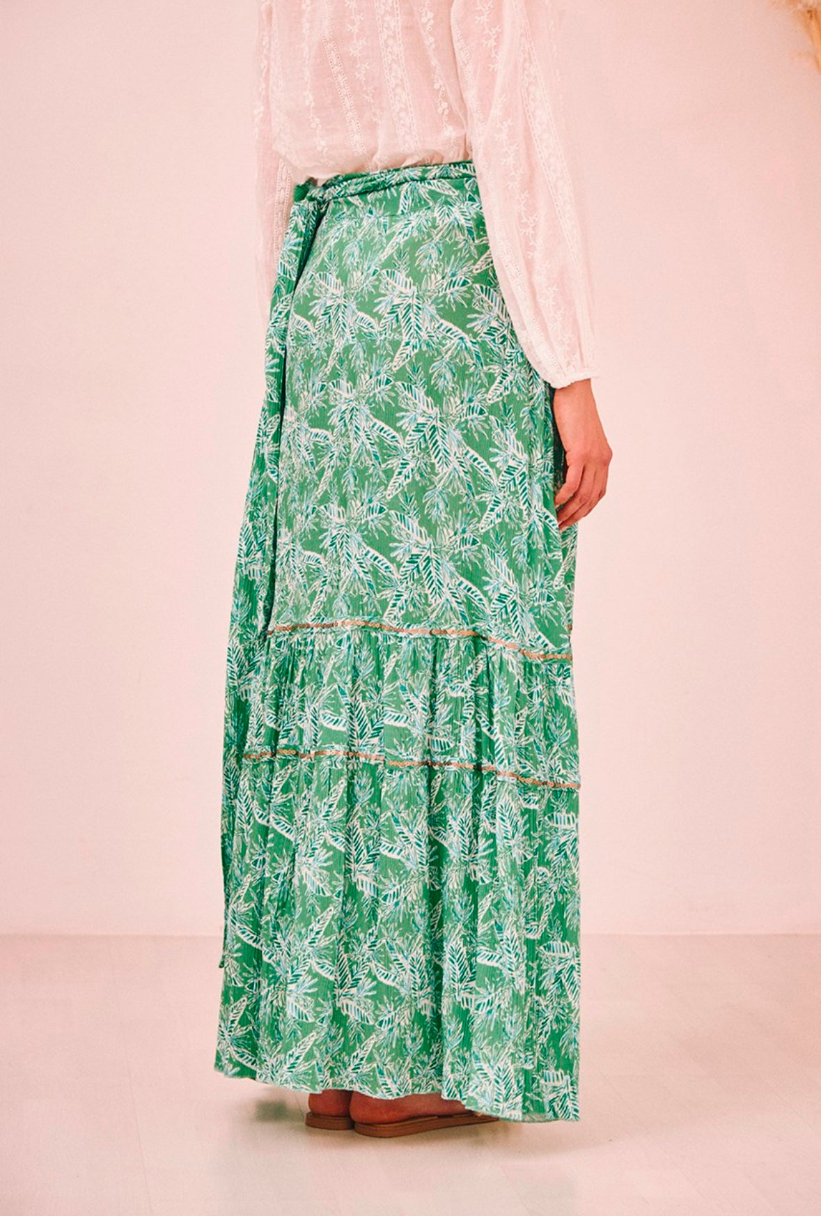 Saia de cruzar com estampado verde folhas GF.Naiala