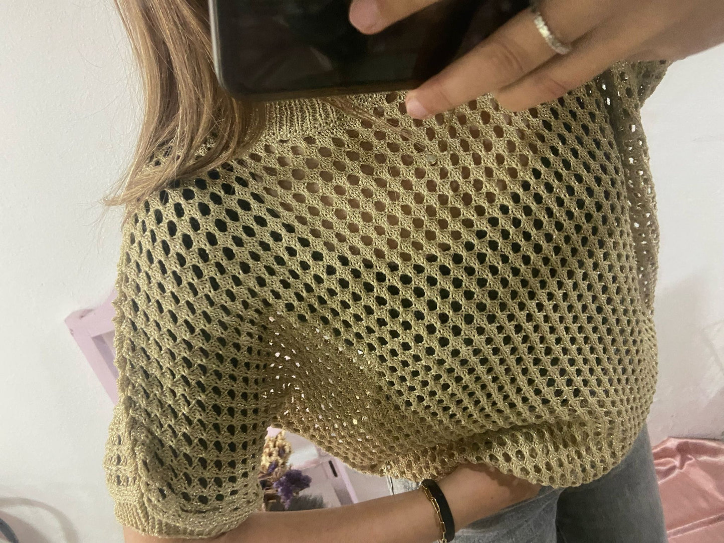 Camisola dourada lurex em crochê malha aberta