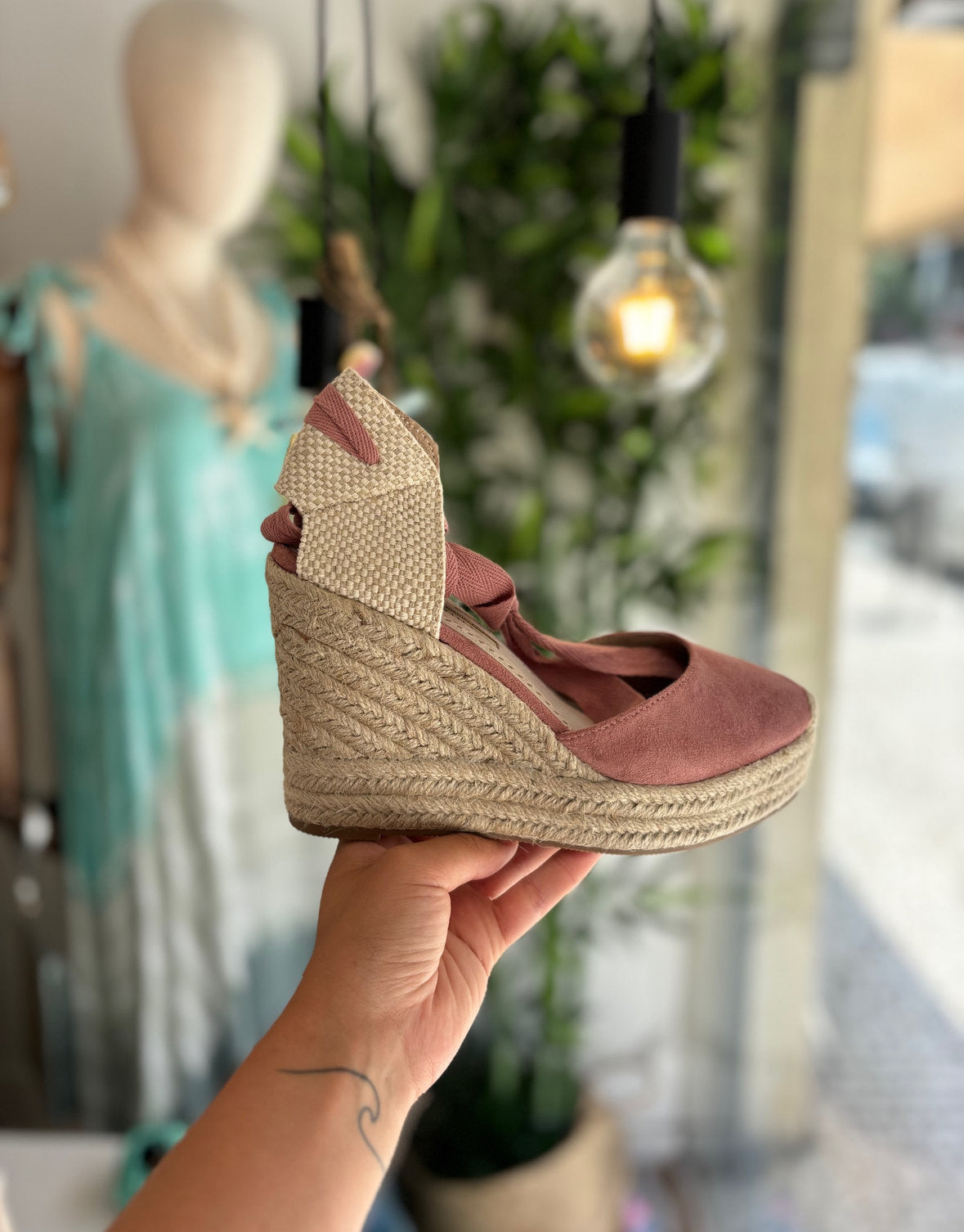 Sandálias de cunha compensada rosa