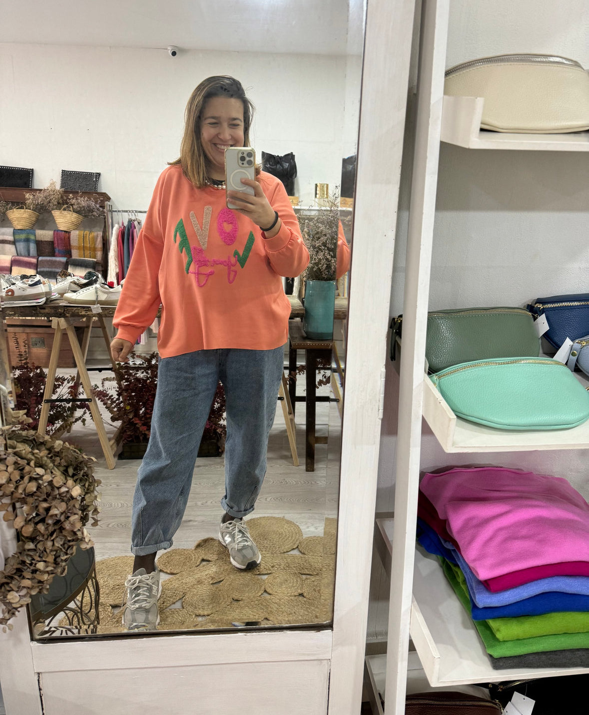 Sweat salmão Love Yourself