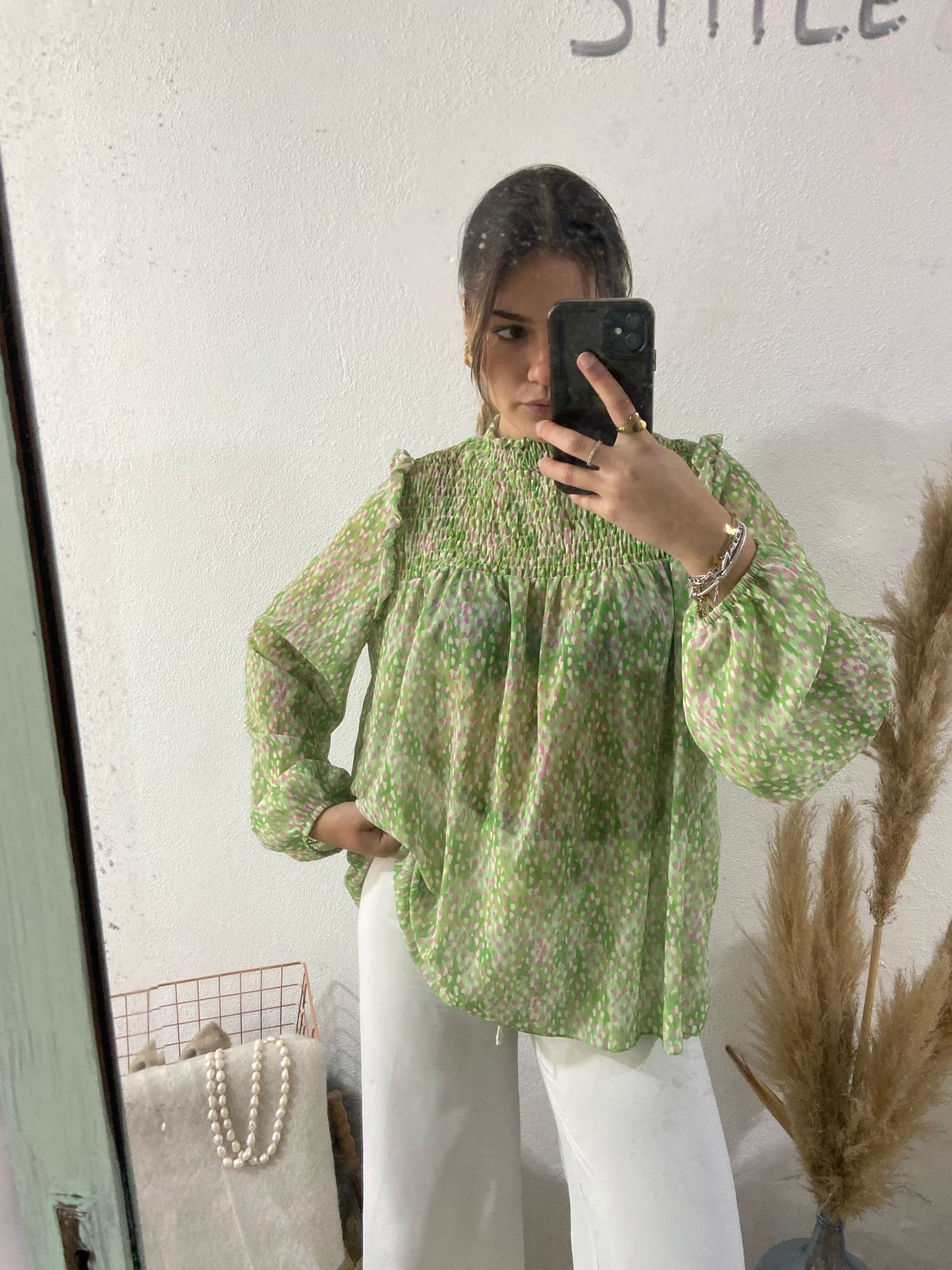 Túnica verde e rosa com favinhos no decote