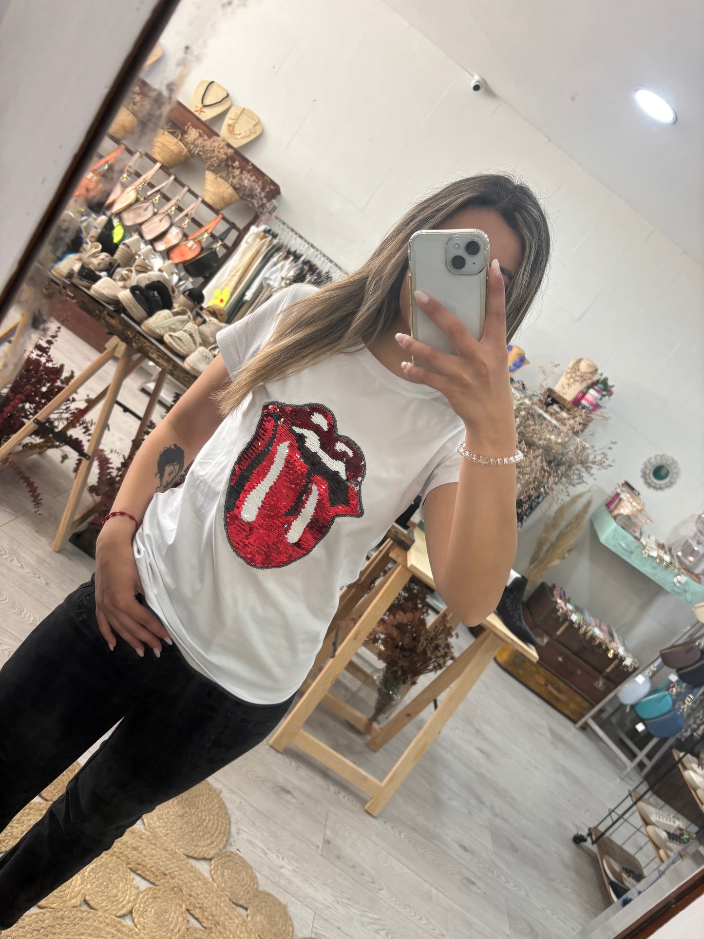 Tshirt branca The Rolling Stones em lantejoulas