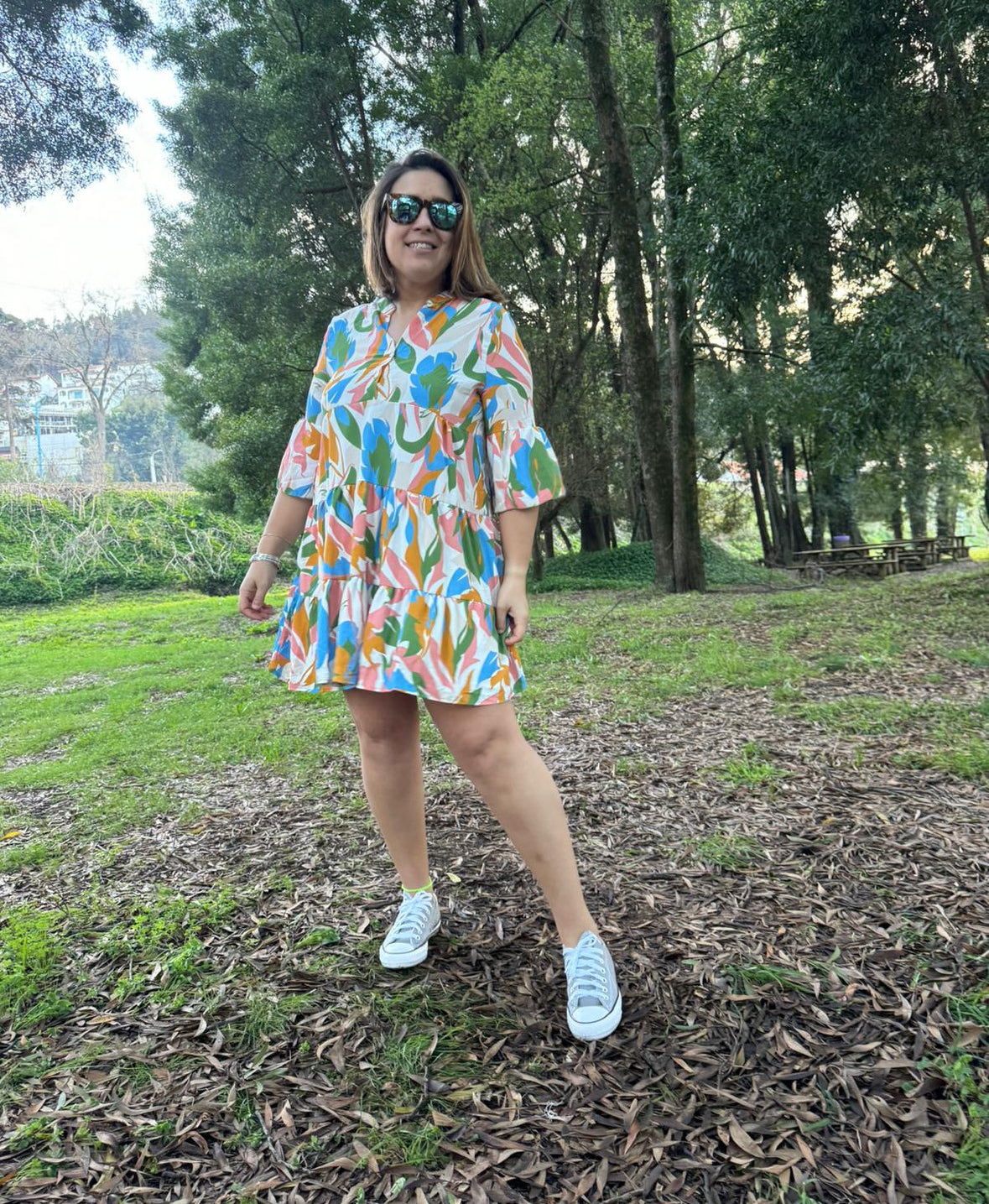 Vestido com estampado azul/verde/ laranja