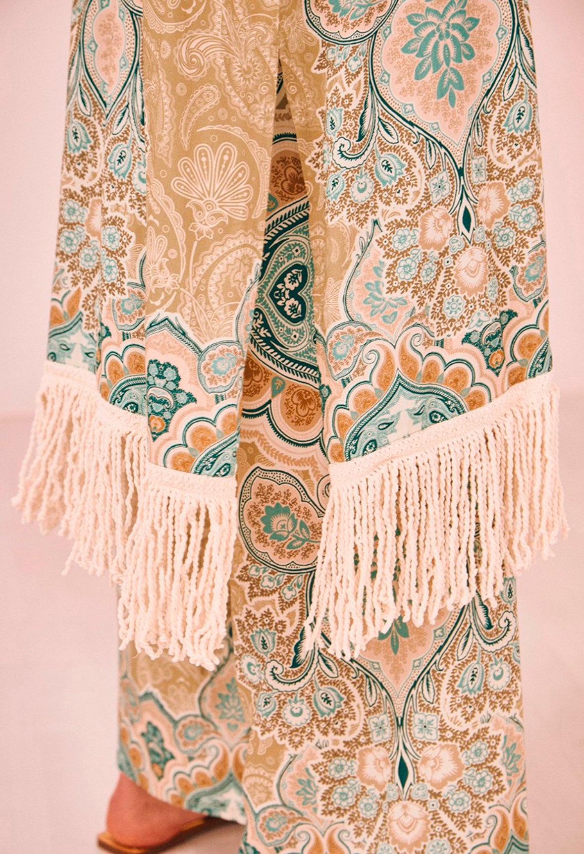 Kimono estampado verde con flecos GF.lasha
