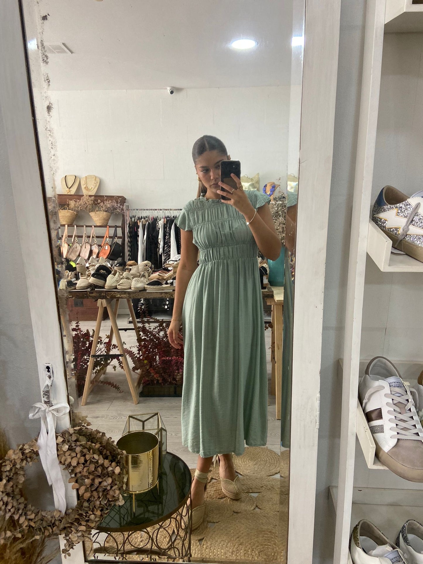 Vestido coral favos de mel