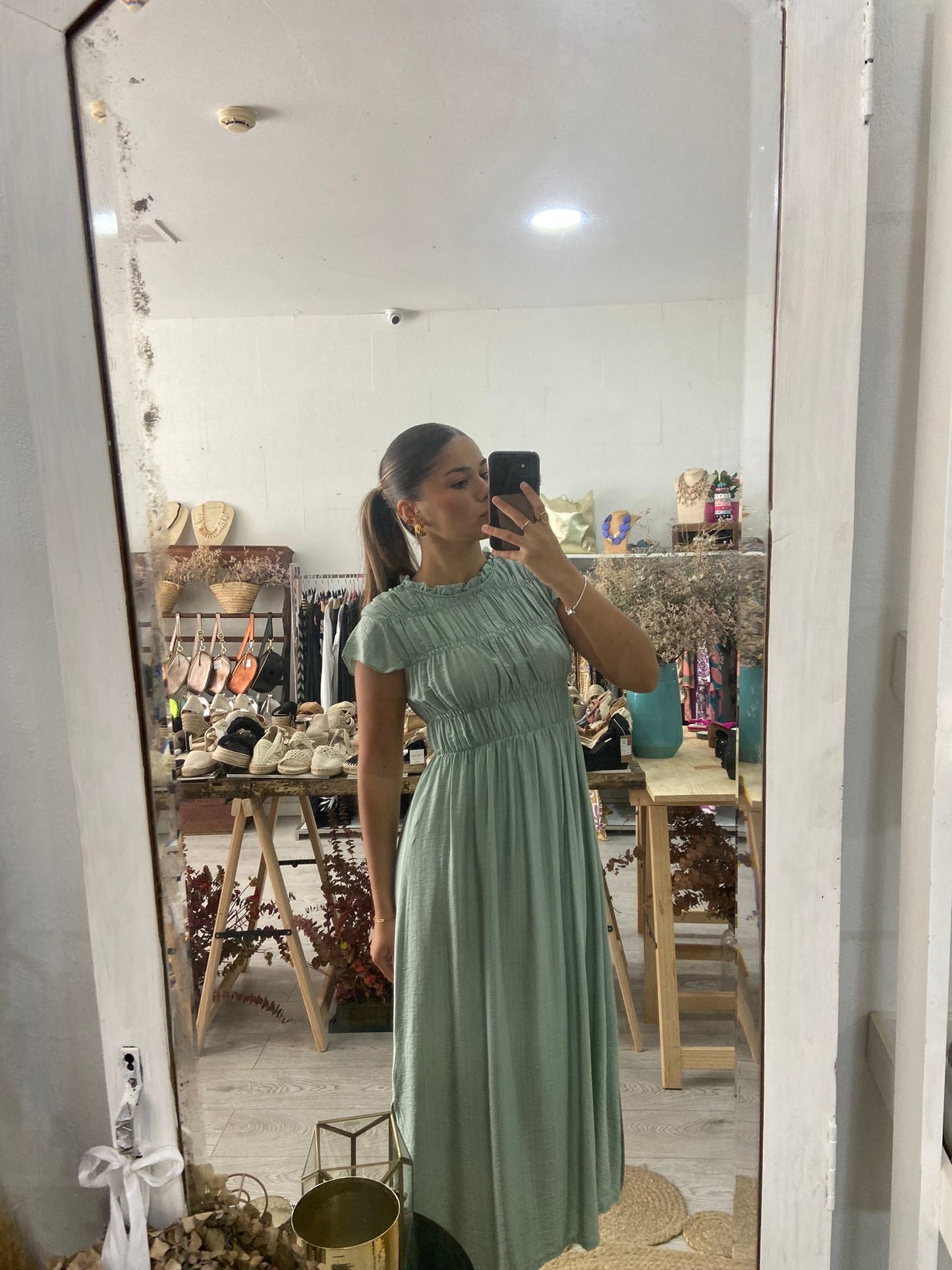 Vestido coral favos de mel