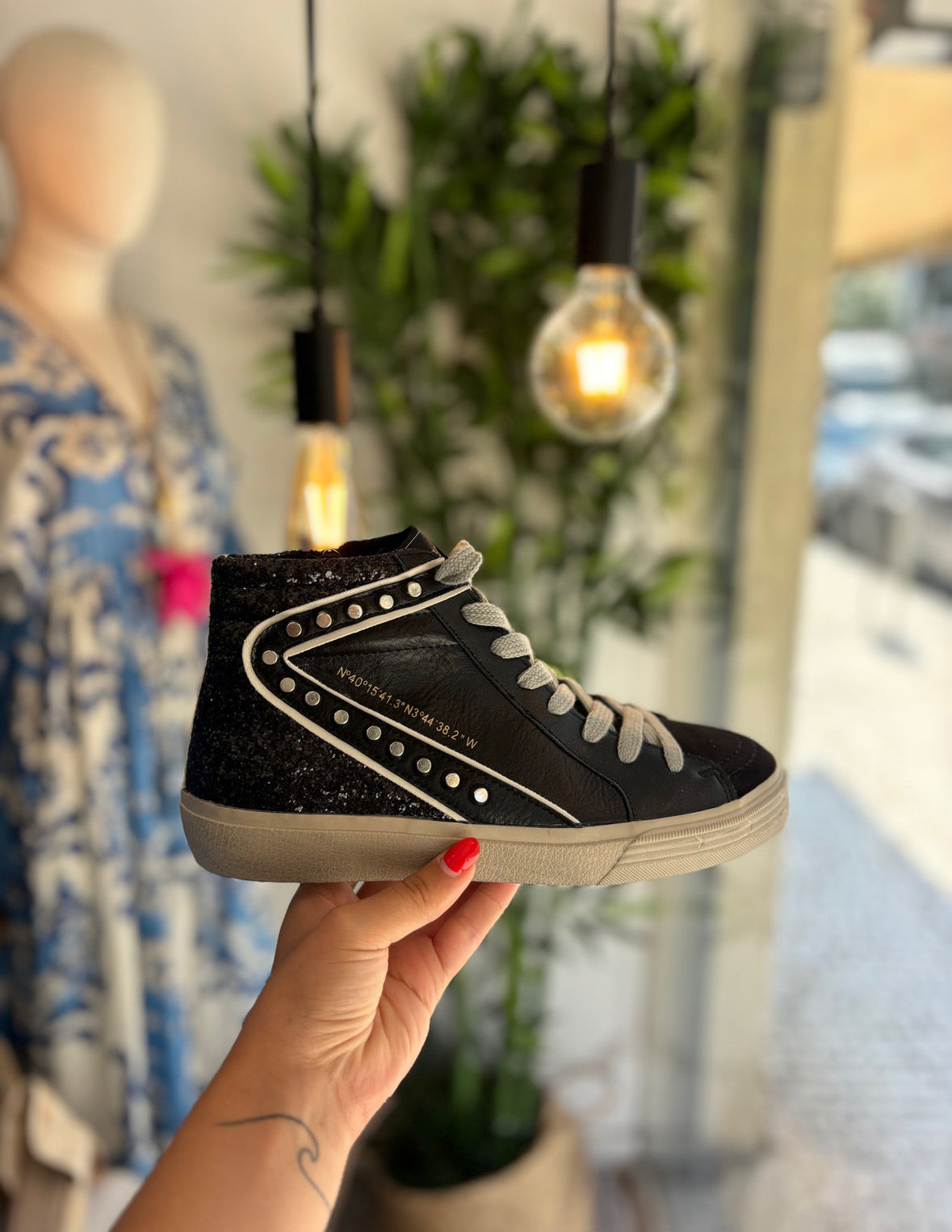 Sapatilhas bota pretas glitter preto