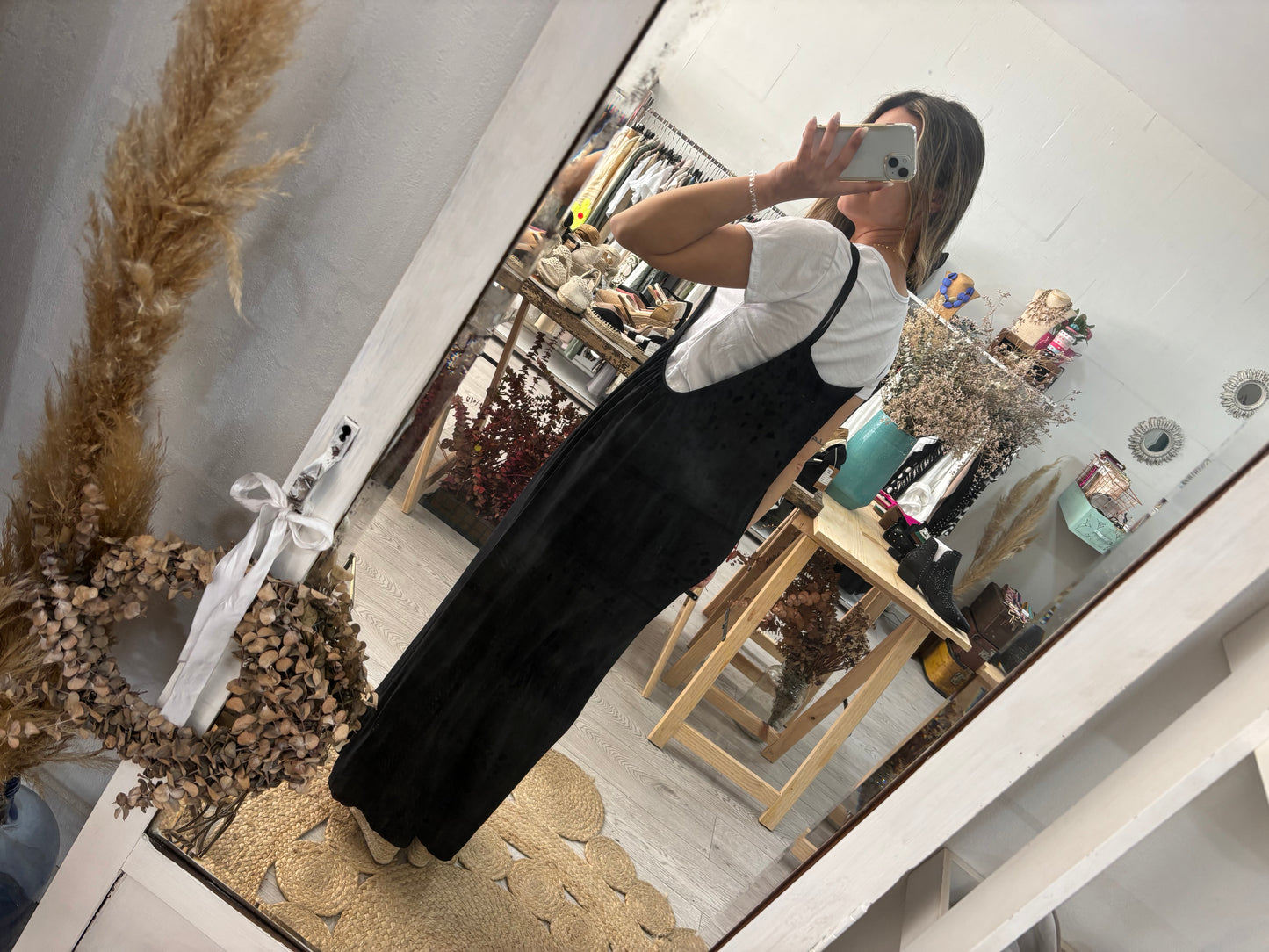 Conjunto tshirt e macacão caqui oversized