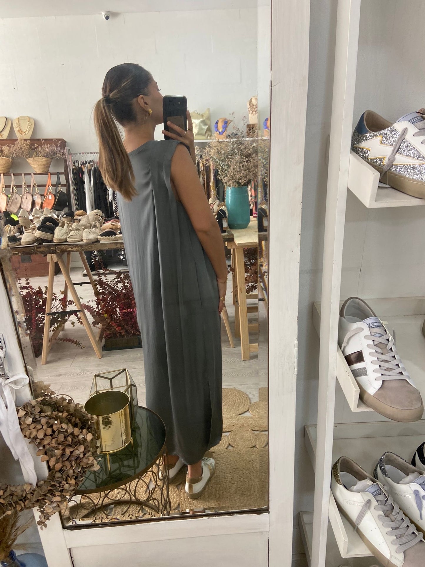 Vestido cetim tijolo