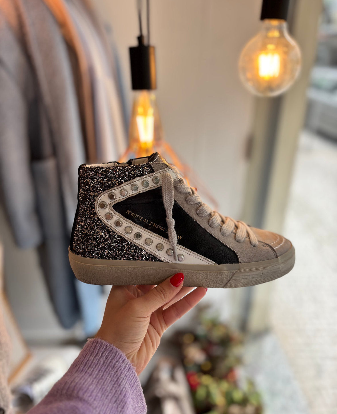 Sapatilhas bota glitter chumbo aplicação tachas