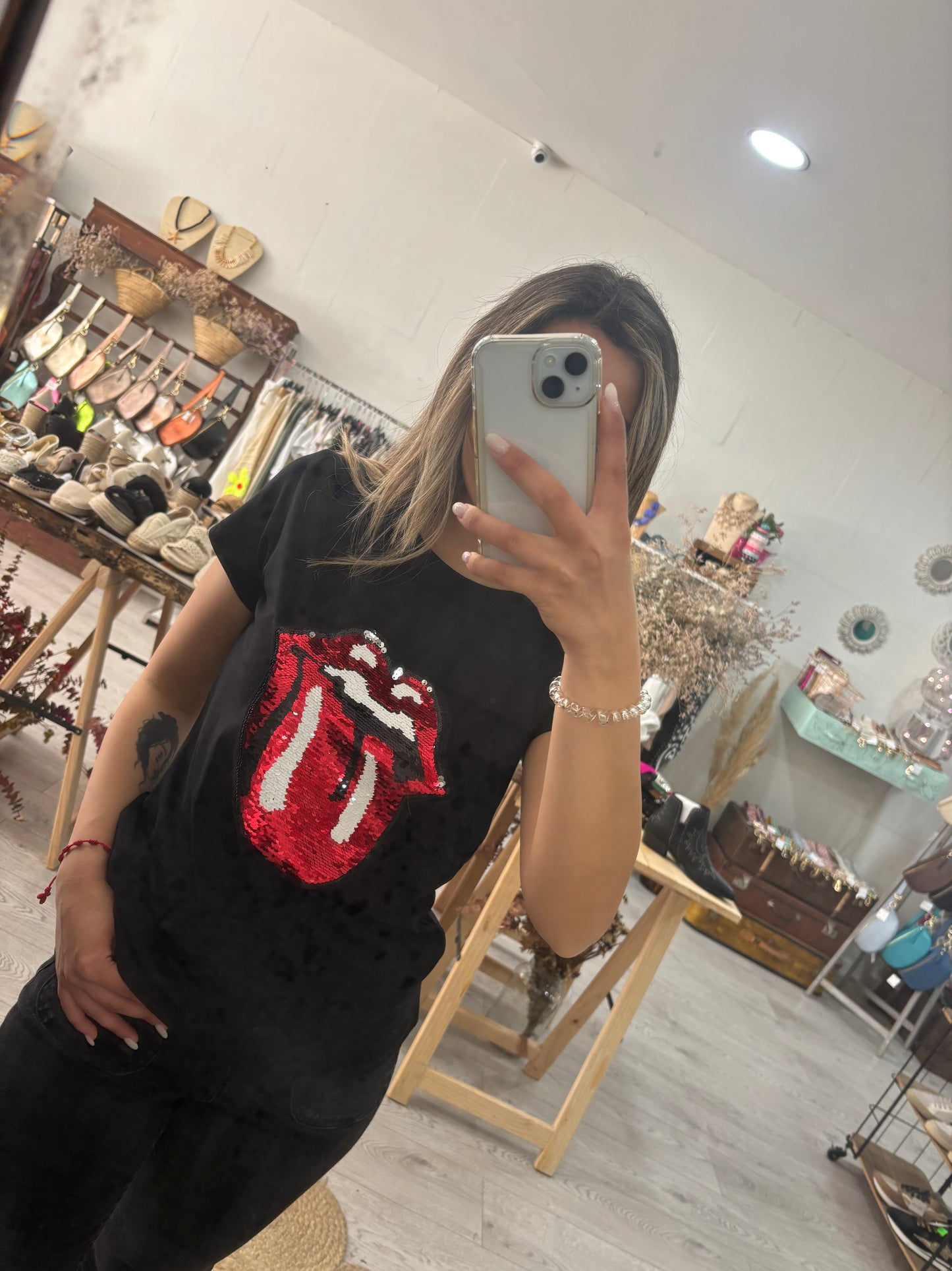 Tshirt branca The Rolling Stones em lantejoulas