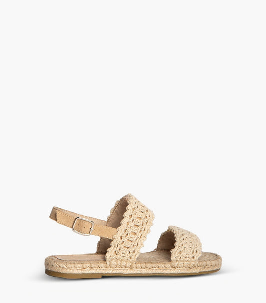 Sandálias de corda tiras em crochê e fivela