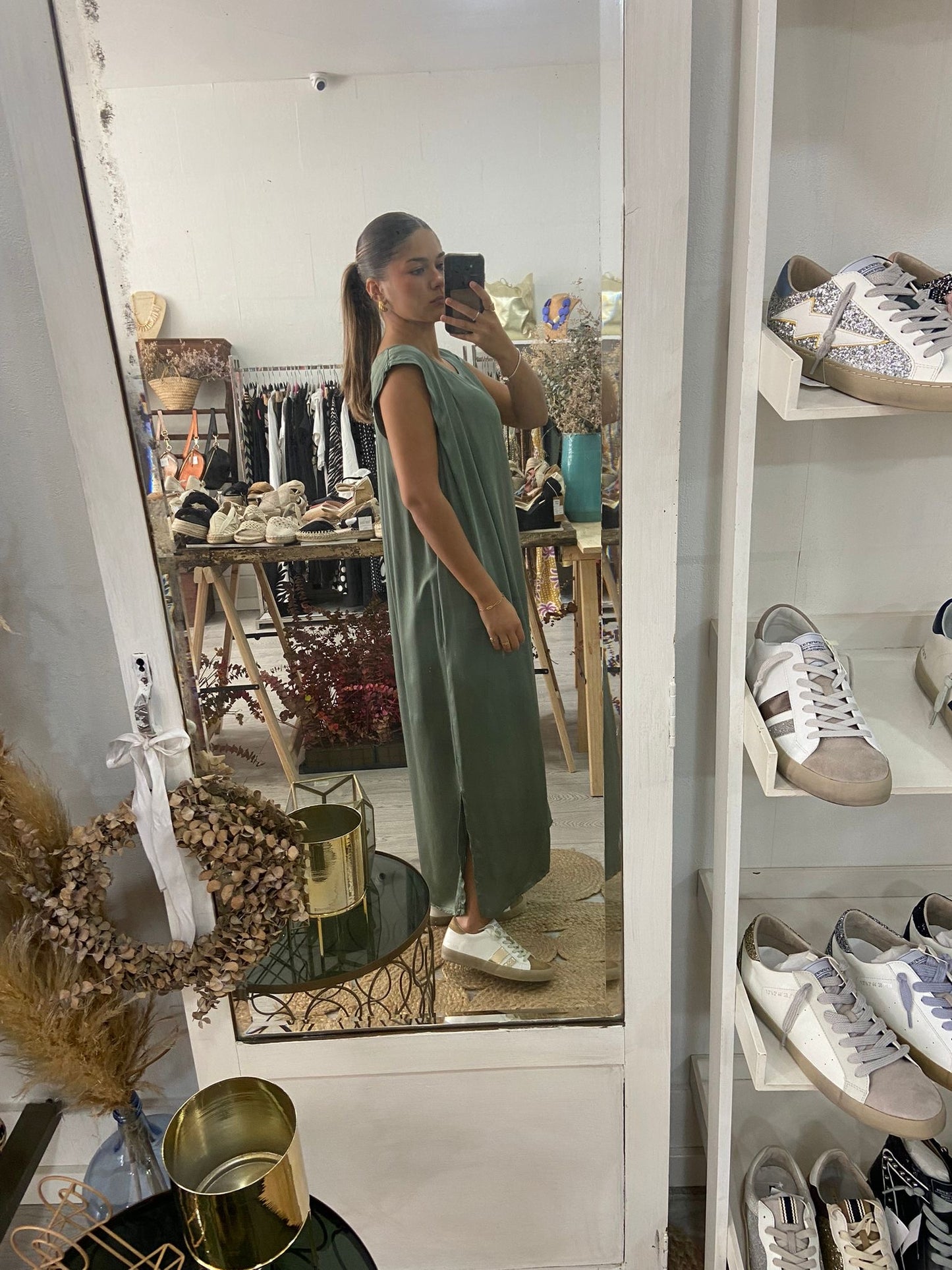 Vestido cetim tijolo