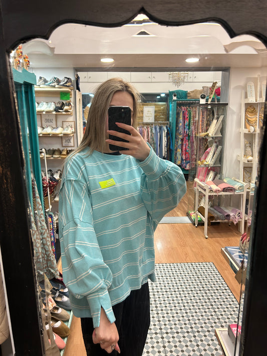 Sweat menta com riscas brancas