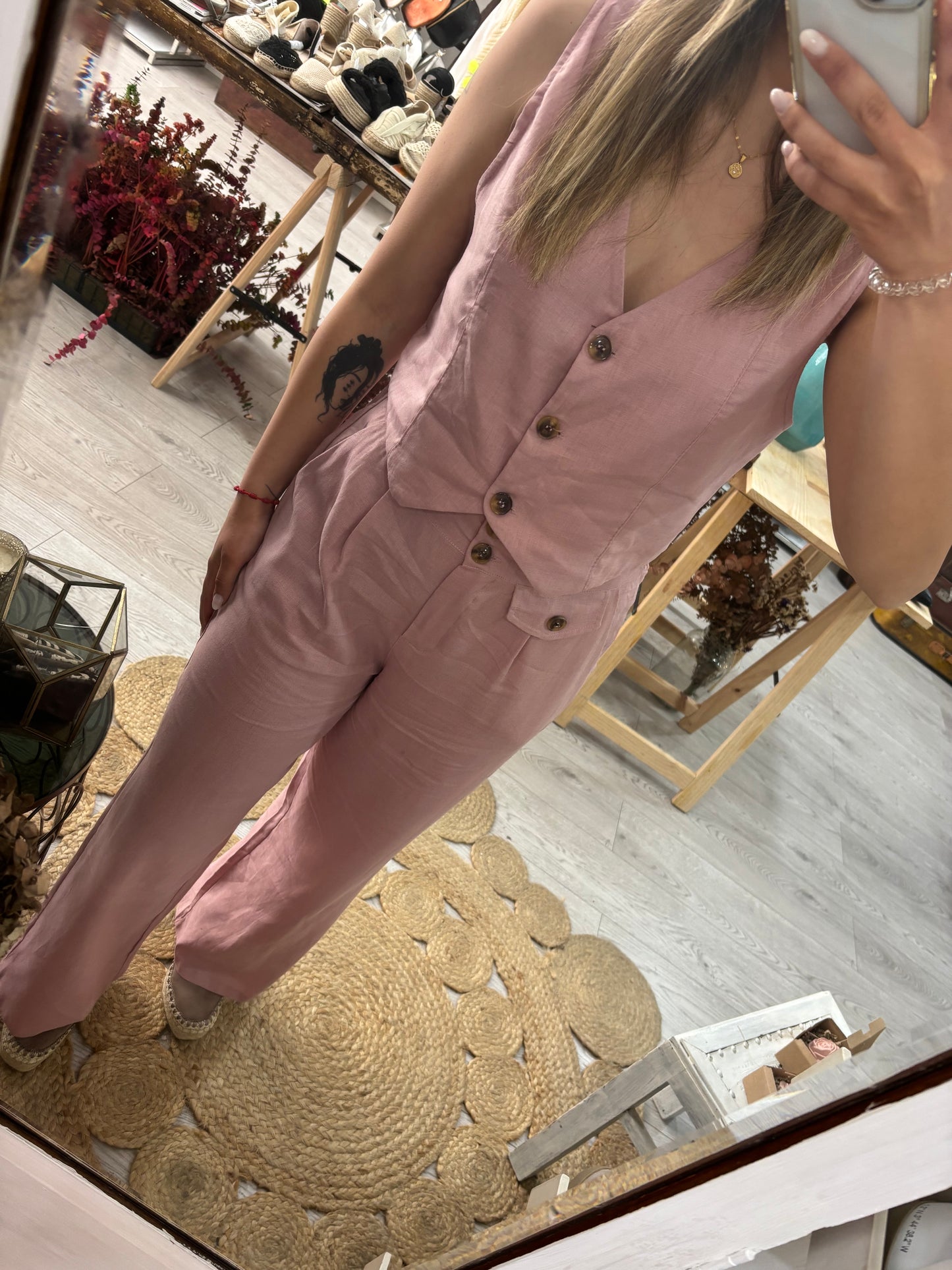 Conjunto Colete e calças rosa em linho
