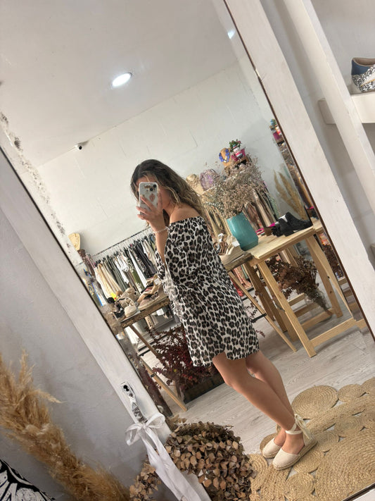 Vestido animal print taupe/preto ombros elásticos