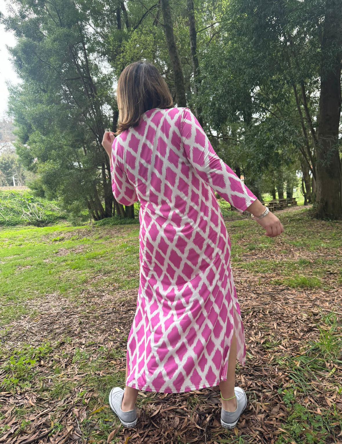 Vestido estampado geométrico rosa malha fria