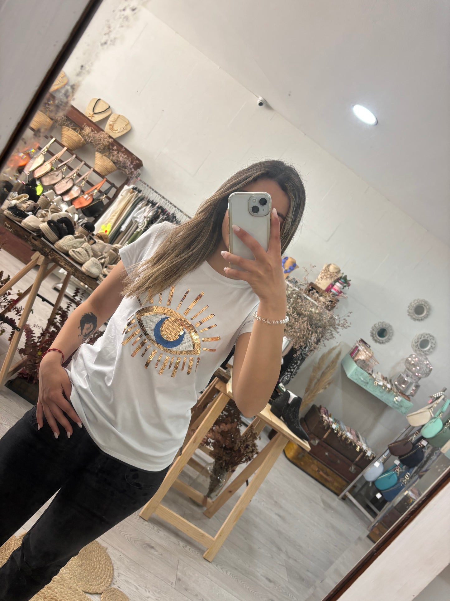 Tshirt olho grego em lantejoulas