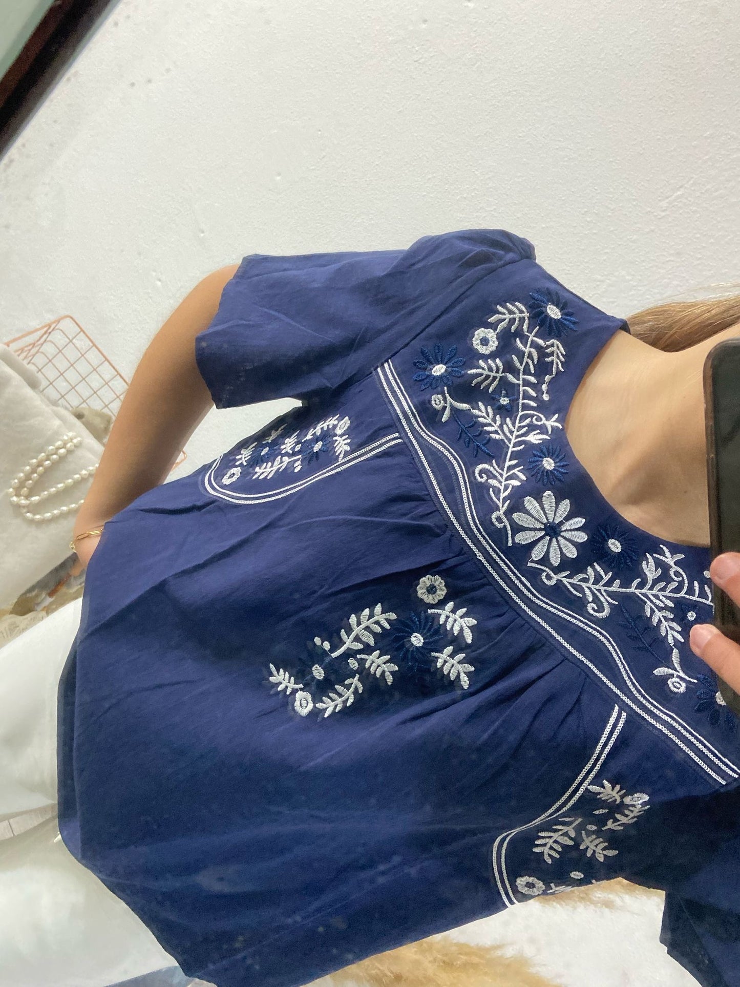 Túnica verde bordado de flores