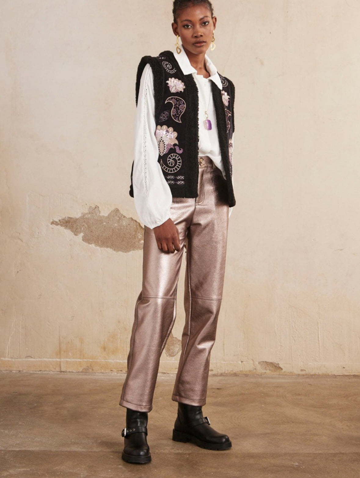 NI.Thumbai metallic pants
