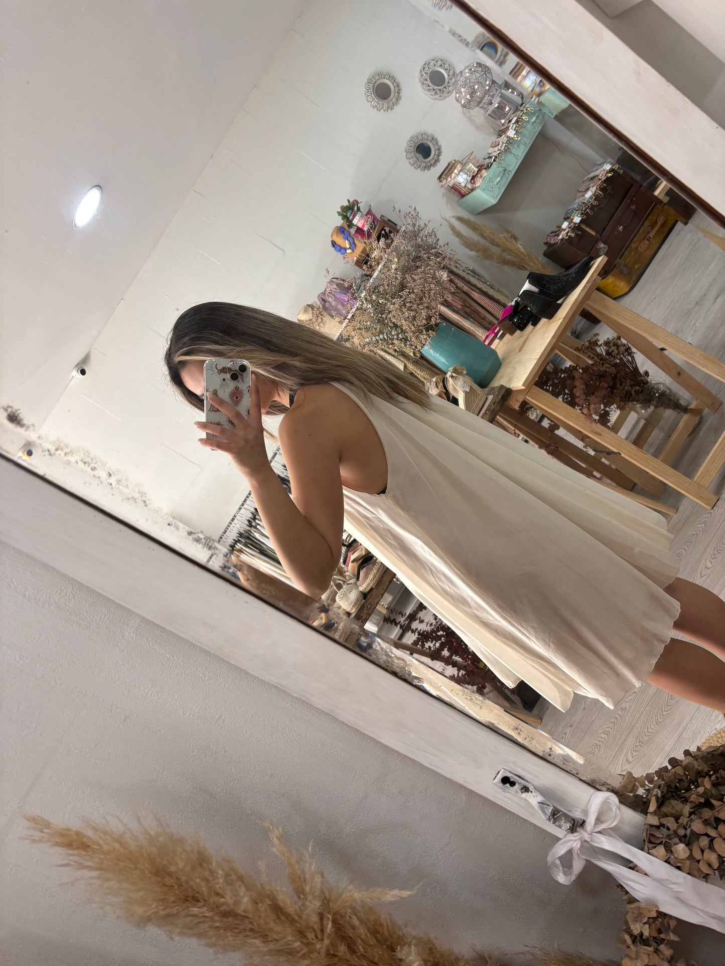 Vestido cetim caqui com laço preto