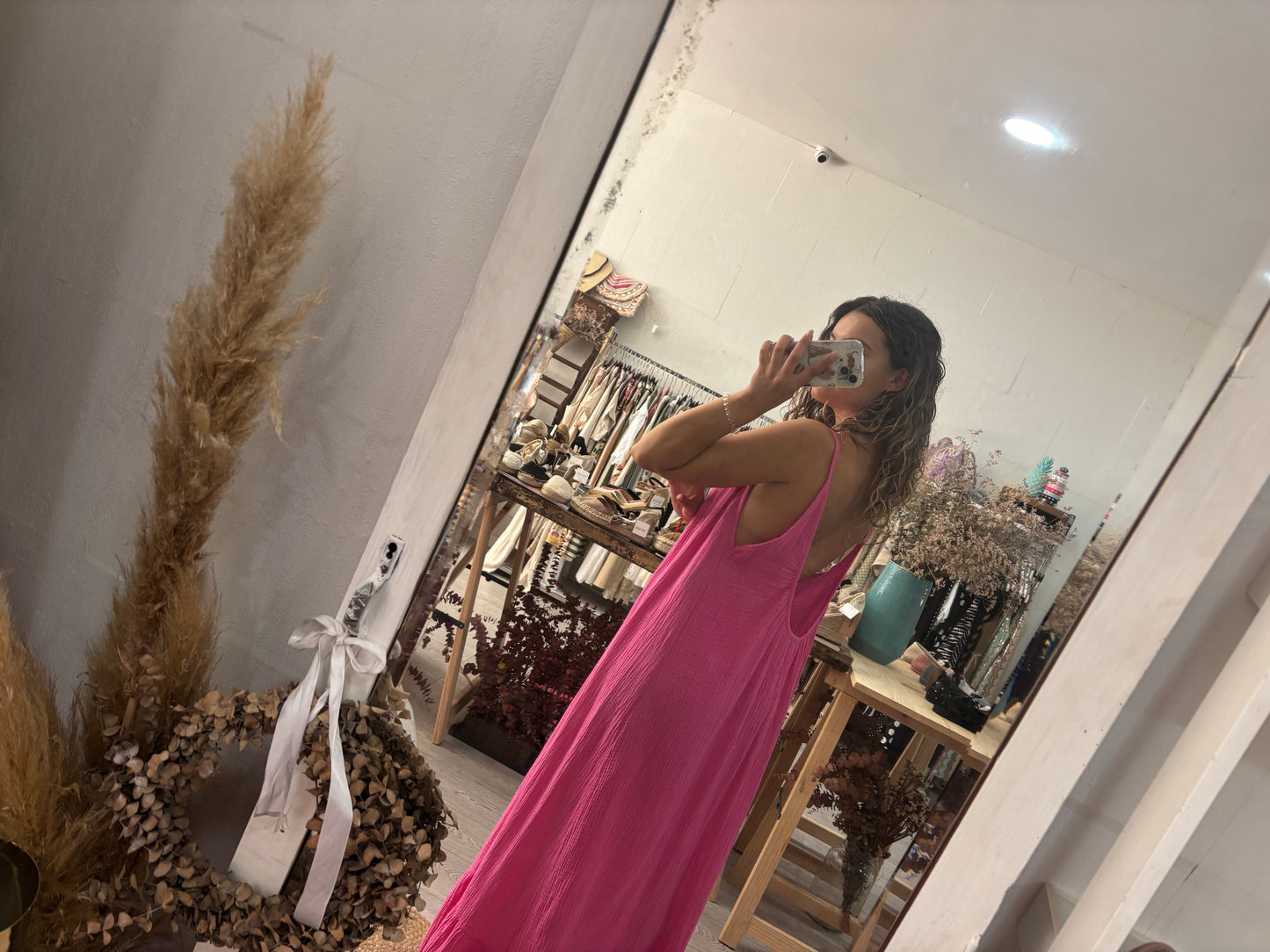 Vestido rosa costas abertas