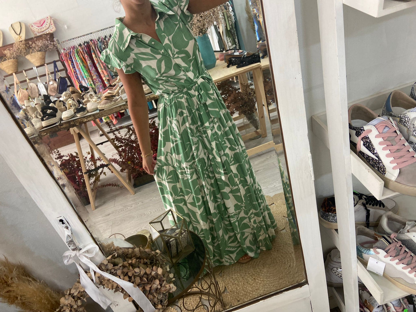Vestido camiseiro primavera camel/branco