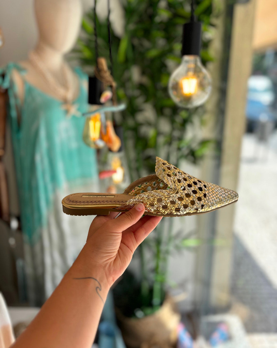 Mules trenzados en oro y plata