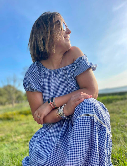 Vestido vichy azulão e branco com elástico ombros