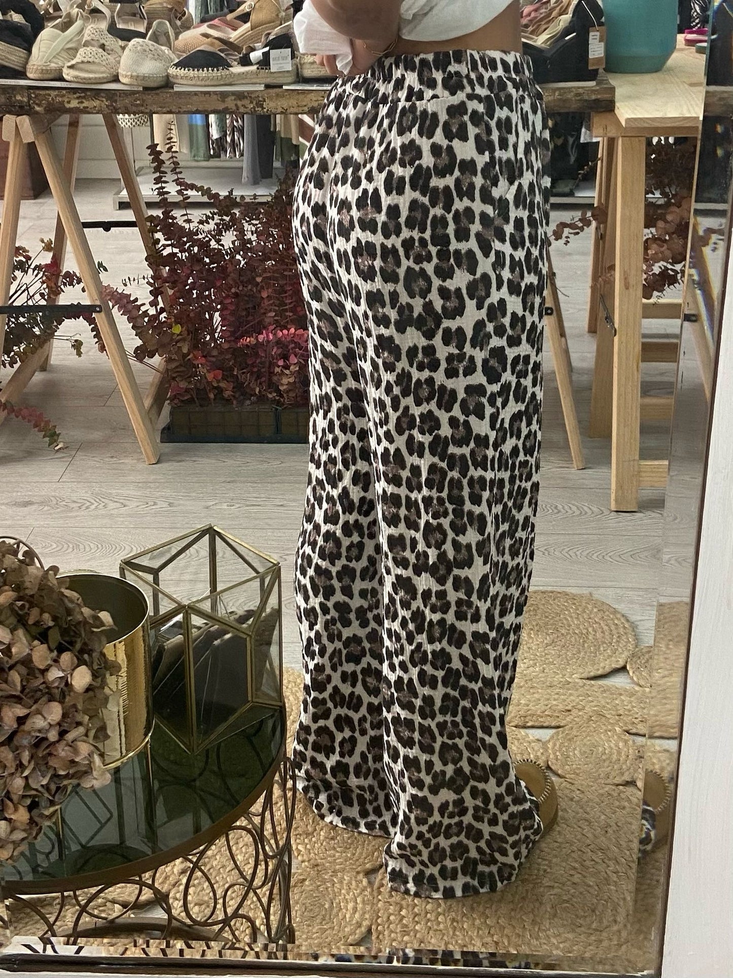 Calças animal print preto/ taupe