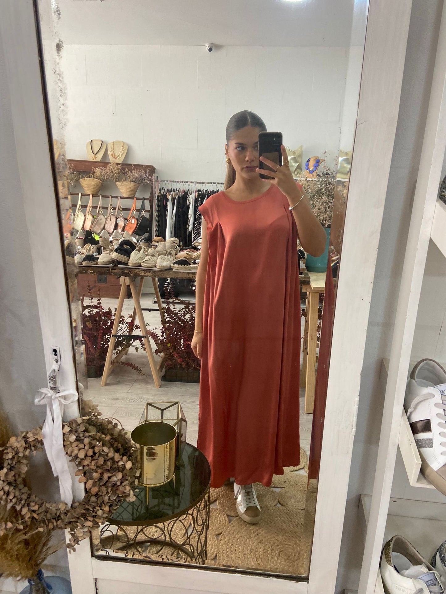 Vestido cetim tijolo