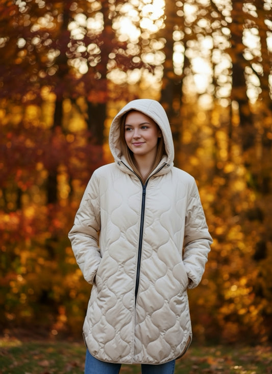 Kispo pérola com capuz e bolsos