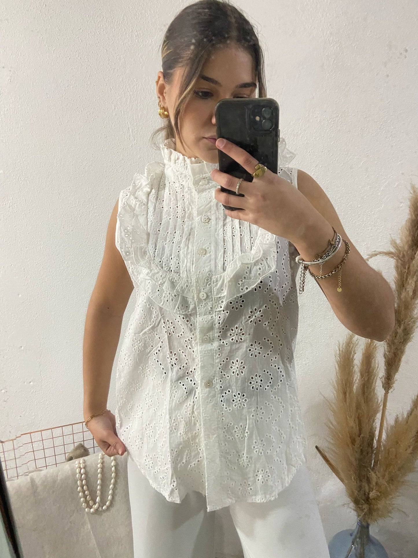 Túnica algodão em bordado inglês e gola com folhos