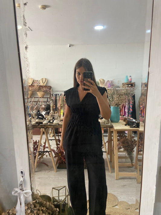 Conjunto túnica e pantalonas pretas