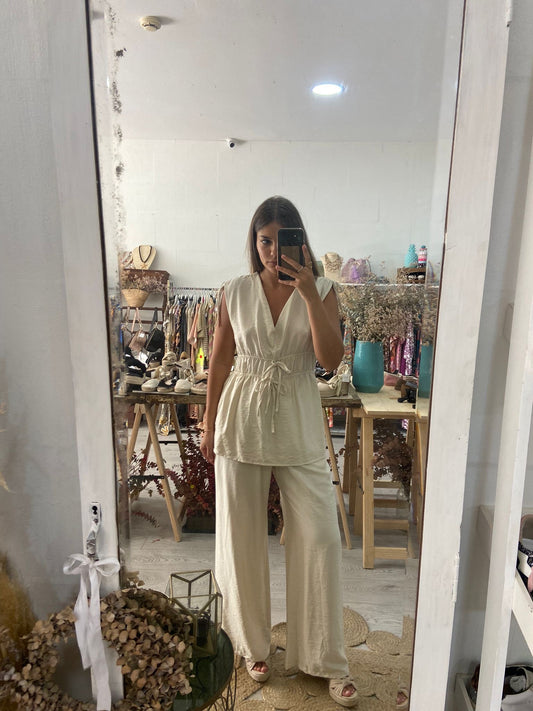 Conjunto túnica e pantalonas bege