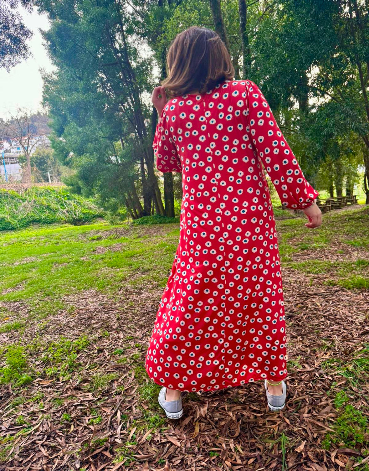 Vestido azul com bolas crú e mostarda – Trendy Bazaar