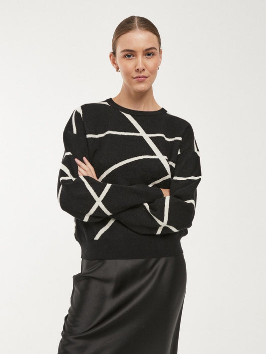 Camisola preta com riscas brancas