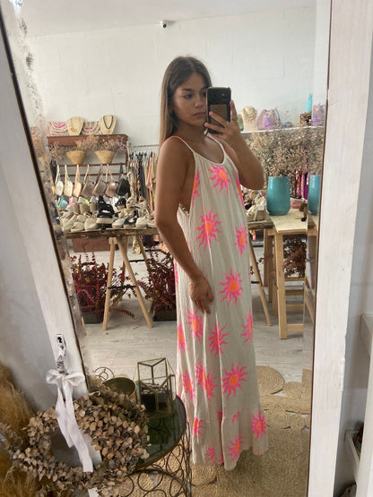 Vestido bege com sol rosa/laranja