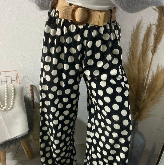 Pantalonas pretas polka dots e cinto