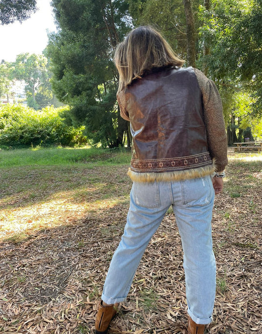 Colete castanho pele bordado com pêlo SE.VINASA