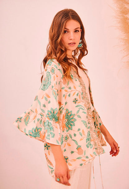 Kimono curto marfim estampado de flores GF.Liwe