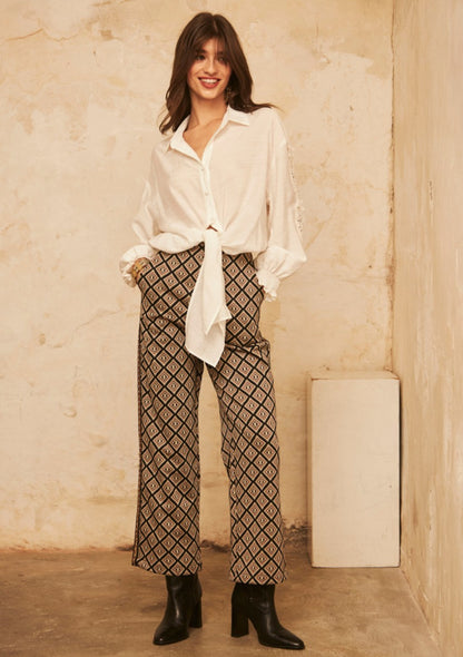 Camisa blanca con lazo y bordado en las mangas HJ.Birger
