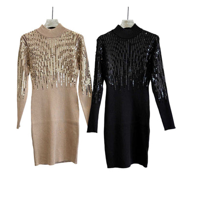 Vestido preto canelado justo com lantejoulas em cima