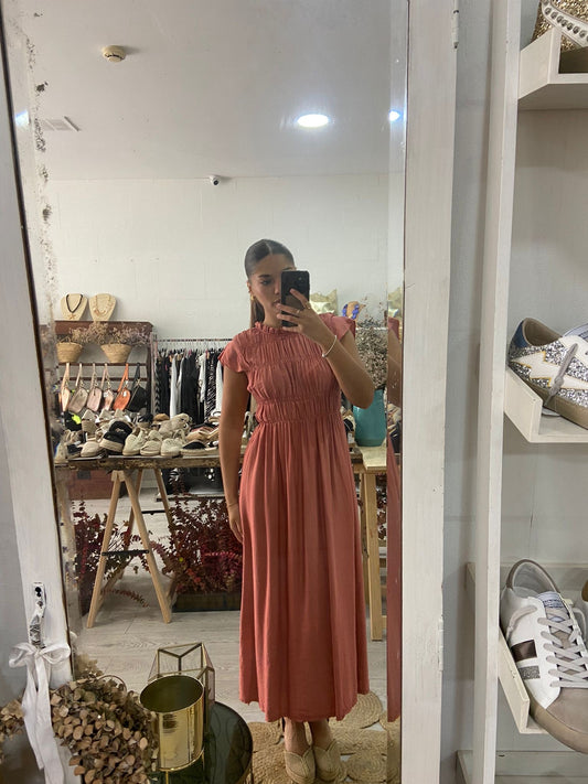 Vestido coral favos de mel