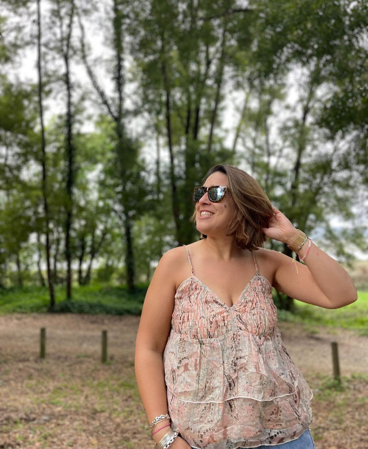 Top estampado lurex alças finas cruzadas nas costas- GF. GIMEA